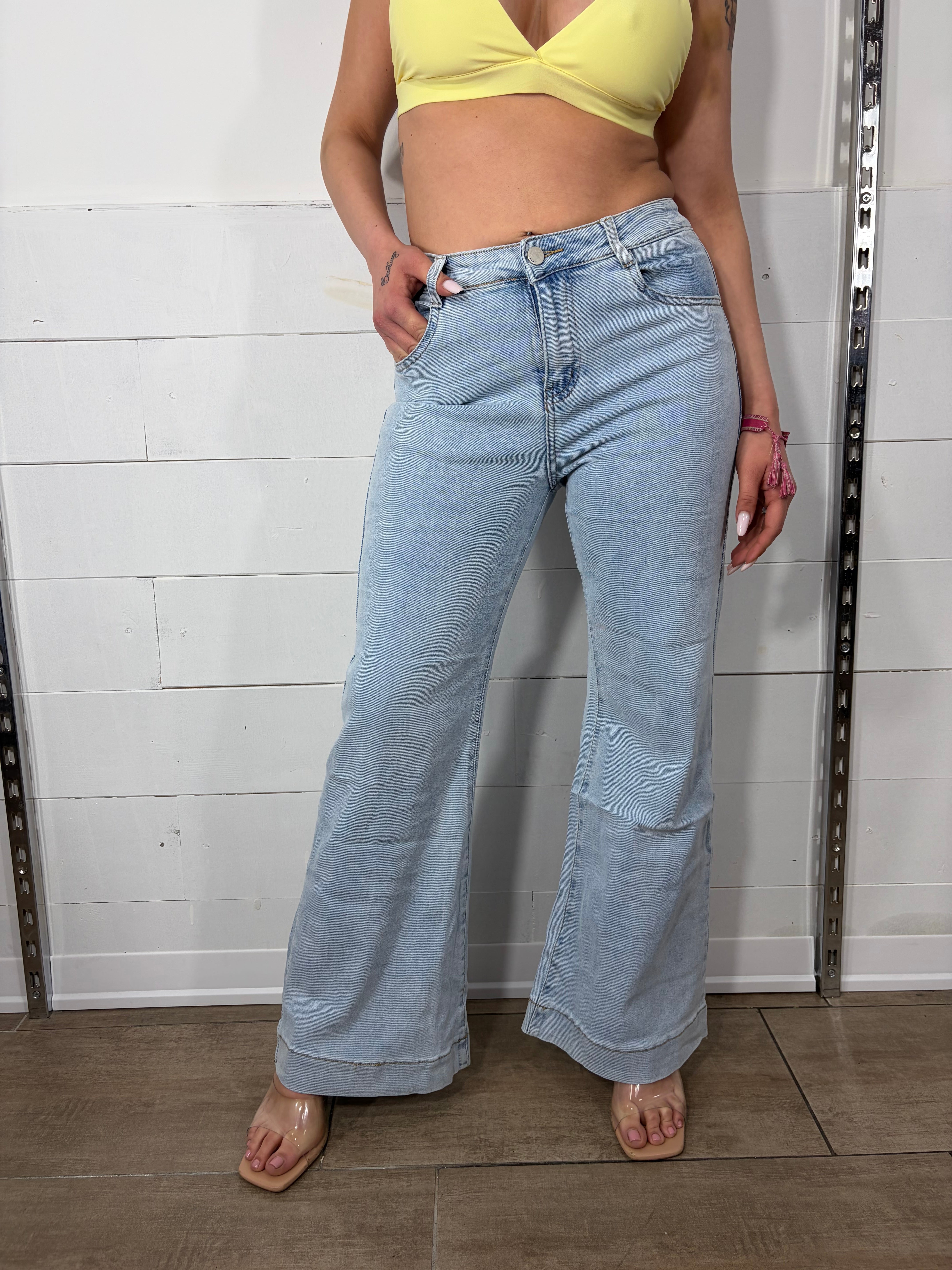 Jeans a zampa